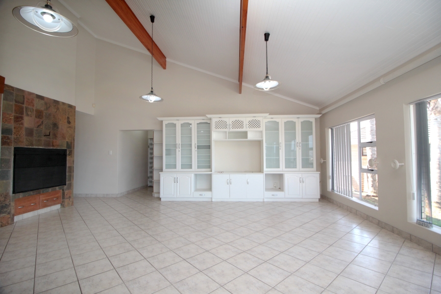 3 Bedroom Property for Sale in Menkenkop Western Cape